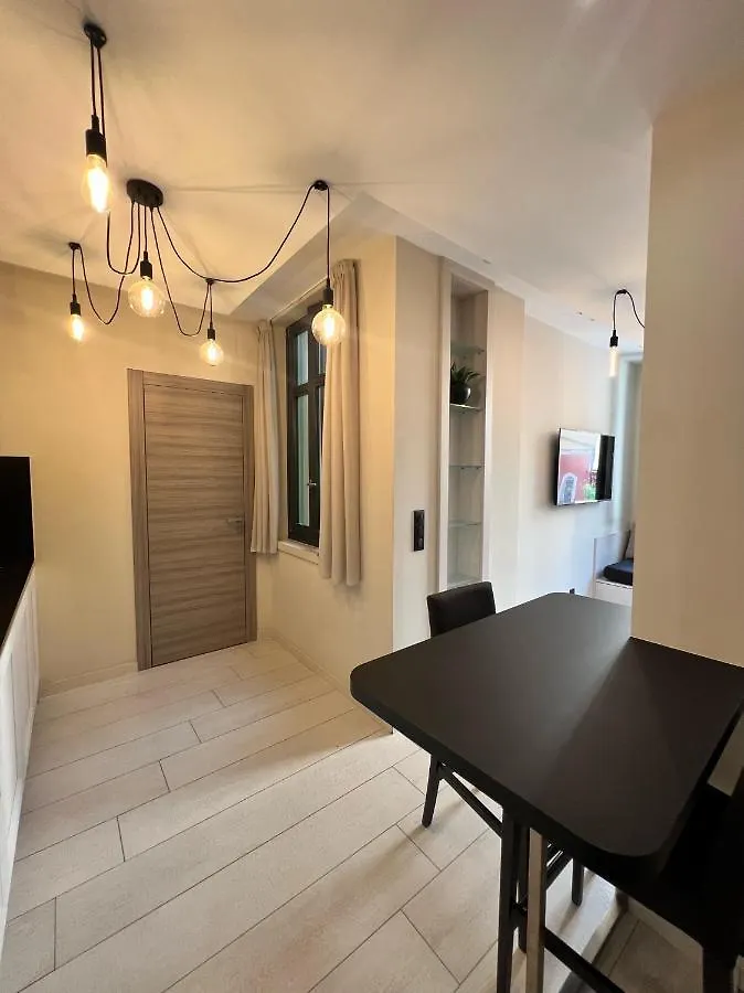 Charmant Appartement Port Lympia - Nizza Appartamento