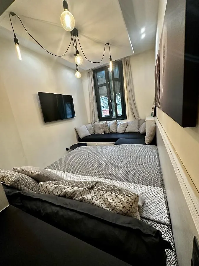 Charmant Appartement Port Lympia - Nizza 0*,
